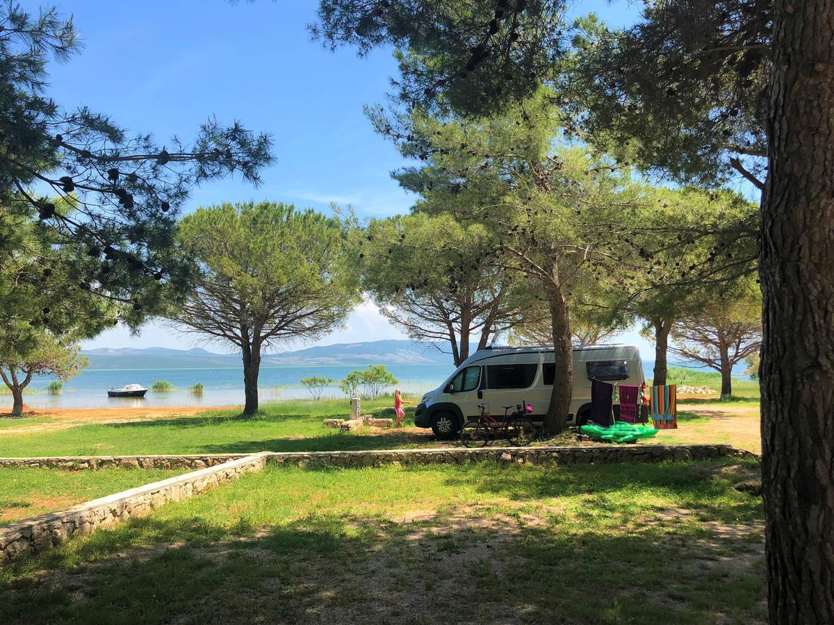 Camping Vransko Jezero - Crkvine Pakoštane Buitenkant foto