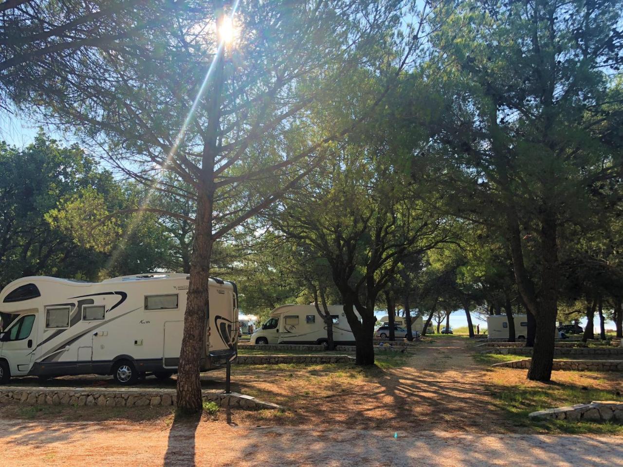Camping Vransko Jezero - Crkvine Pakoštane Buitenkant foto