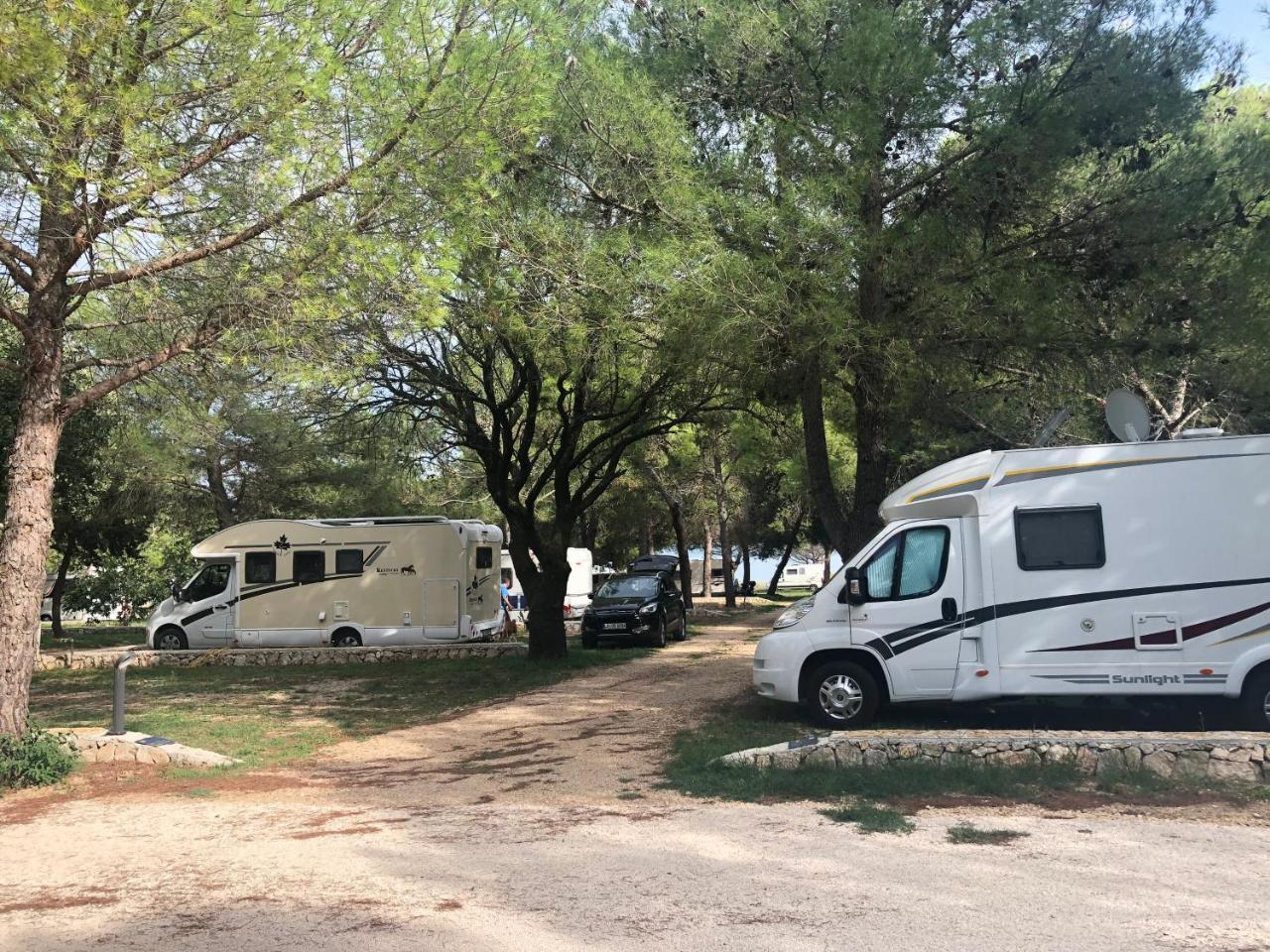 Camping Vransko Jezero - Crkvine Pakoštane Buitenkant foto