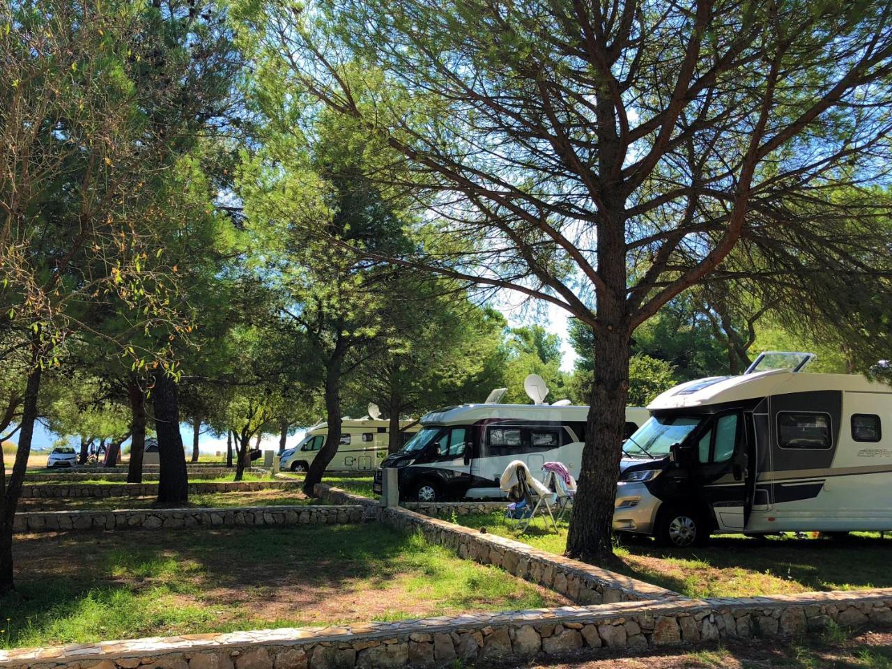 Camping Vransko Jezero - Crkvine Pakoštane Buitenkant foto